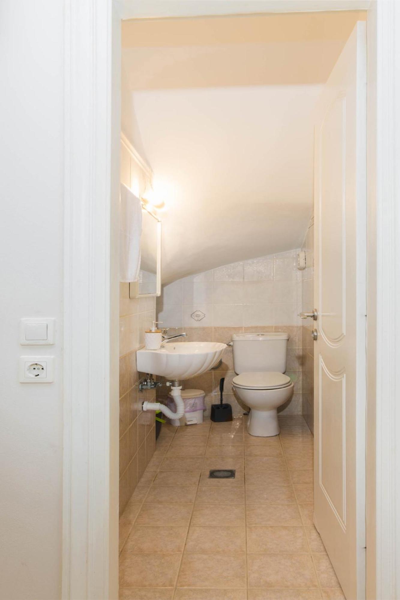 Διωροφη Μεζονετα-2Km Απο Το Κεντρο-Iliana House Apartment Alepou Exterior foto