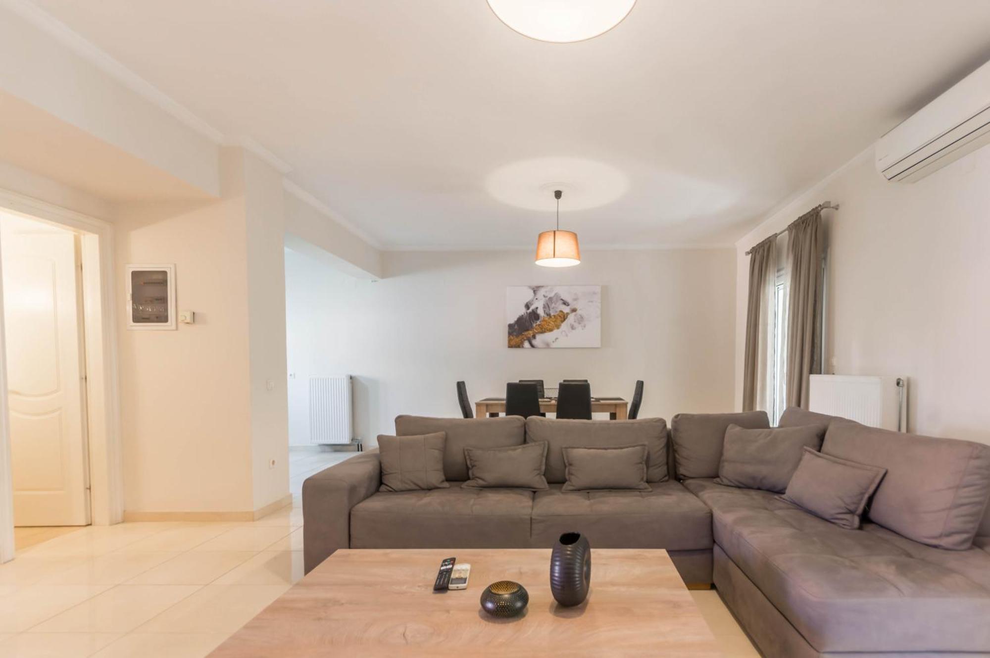 Διωροφη Μεζονετα-2Km Απο Το Κεντρο-Iliana House Apartment Alepou Exterior foto