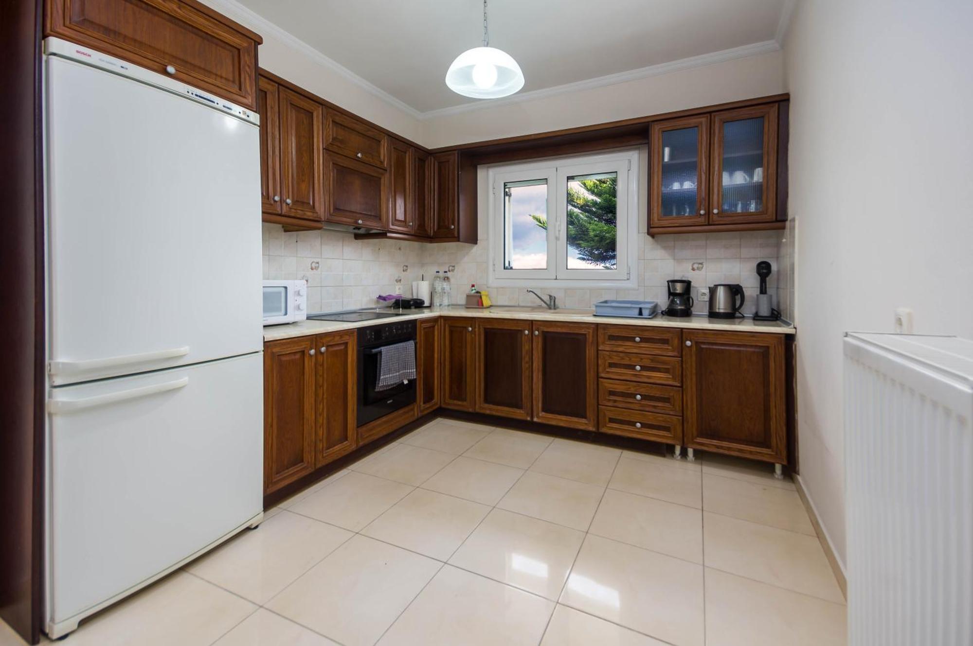 Διωροφη Μεζονετα-2Km Απο Το Κεντρο-Iliana House Apartment Alepou Exterior foto