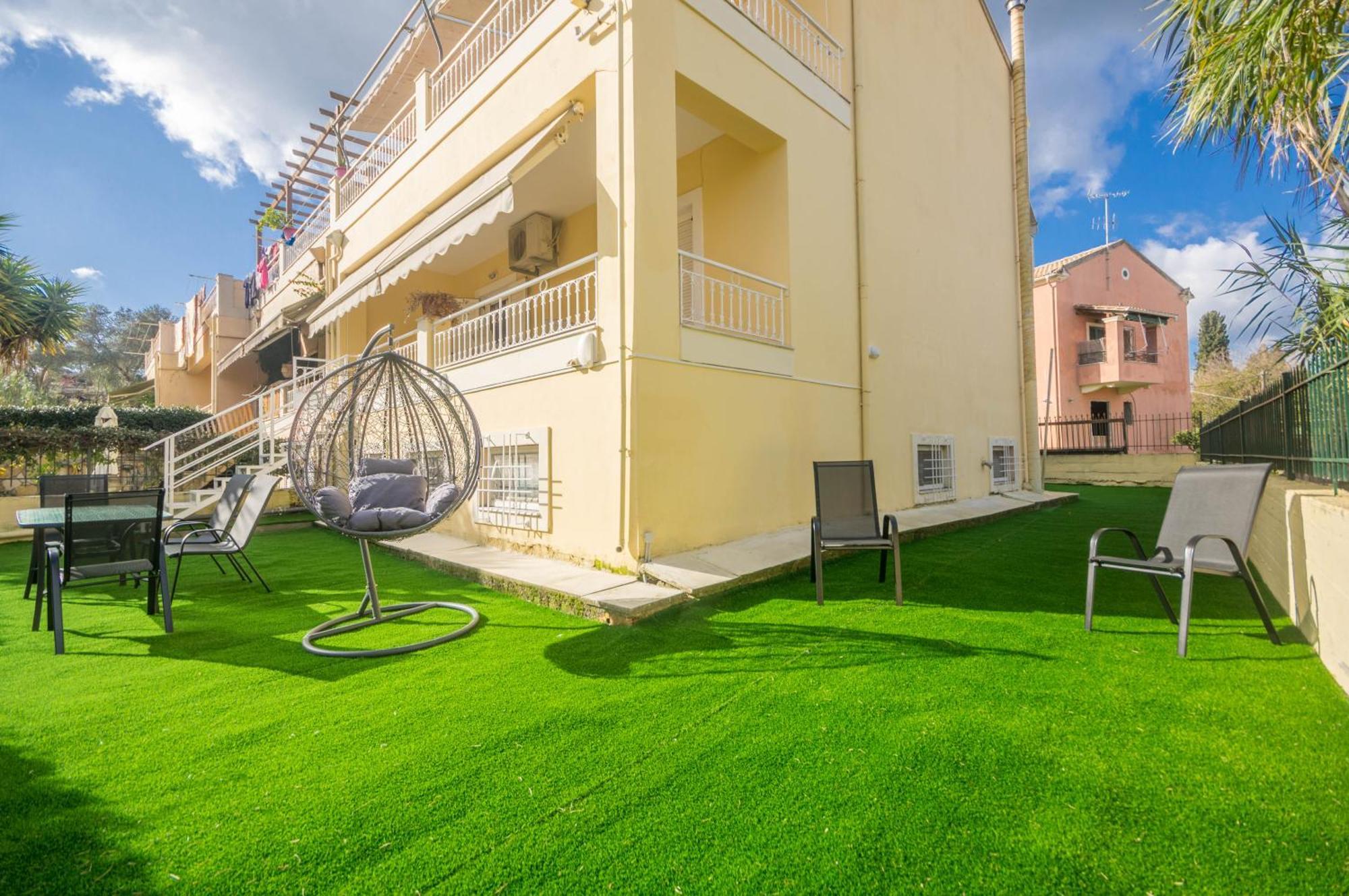 Διωροφη Μεζονετα-2Km Απο Το Κεντρο-Iliana House Apartment Alepou Exterior foto