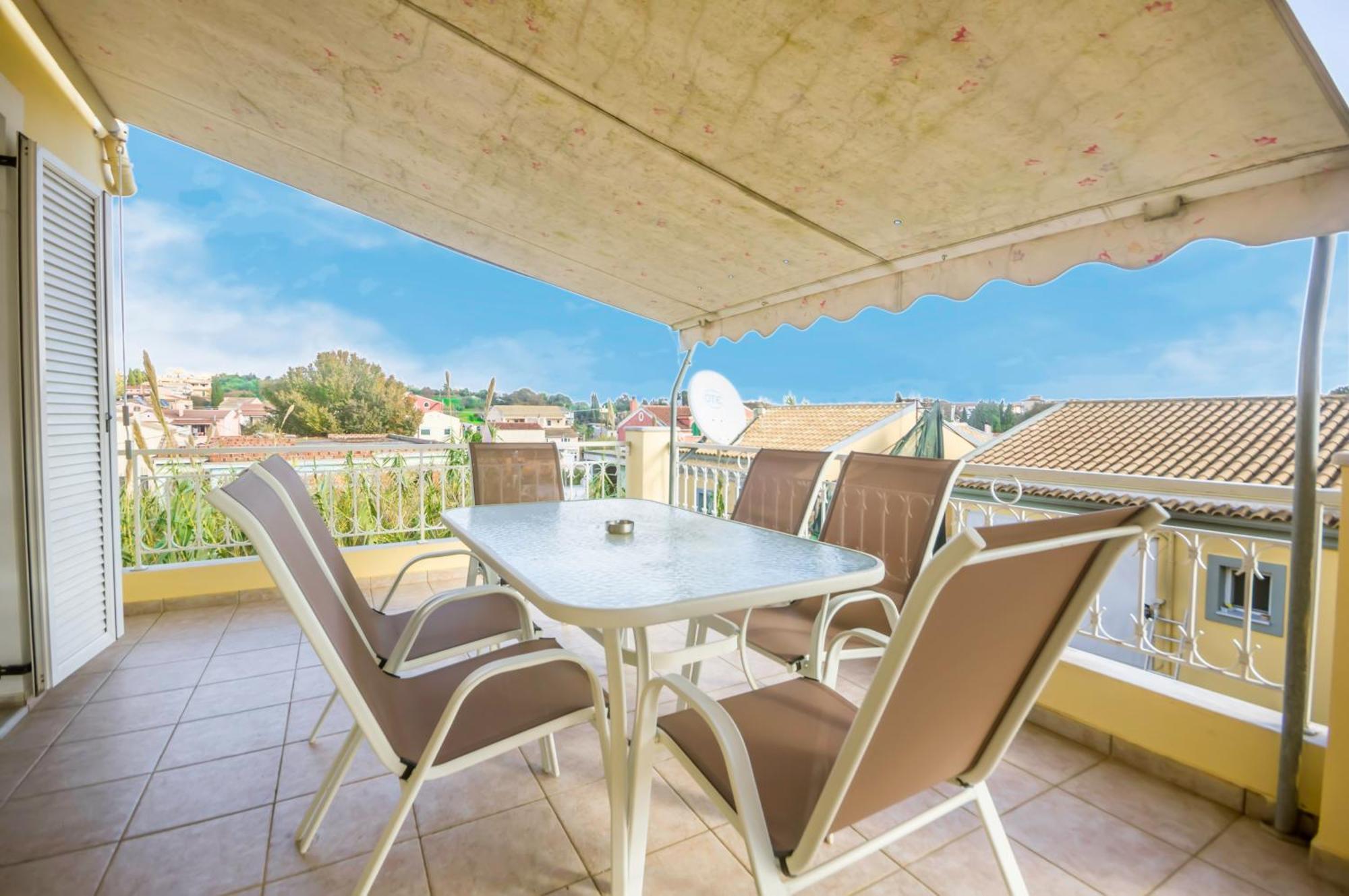 Διωροφη Μεζονετα-2Km Απο Το Κεντρο-Iliana House Apartment Alepou Exterior foto