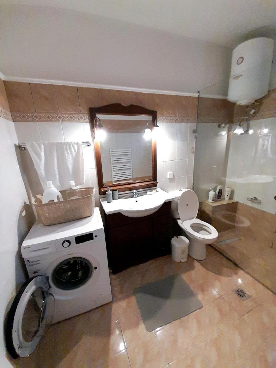 Διωροφη Μεζονετα-2Km Απο Το Κεντρο-Iliana House Apartment Alepou Exterior foto